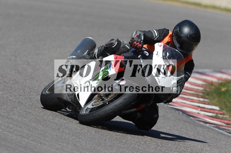 /Archiv-2022/08 17.04.2022 Speer Racing ADR/Instruktorengruppe/2